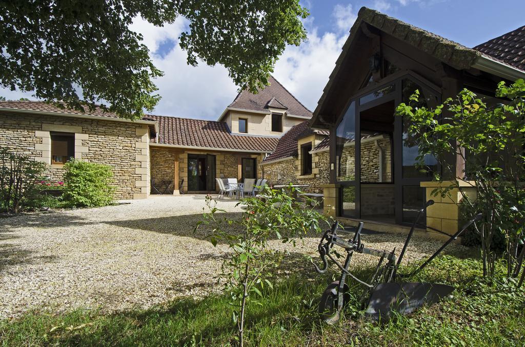 La Table Du Chaffour Saint-Geniès-Bellevue Exterior photo
